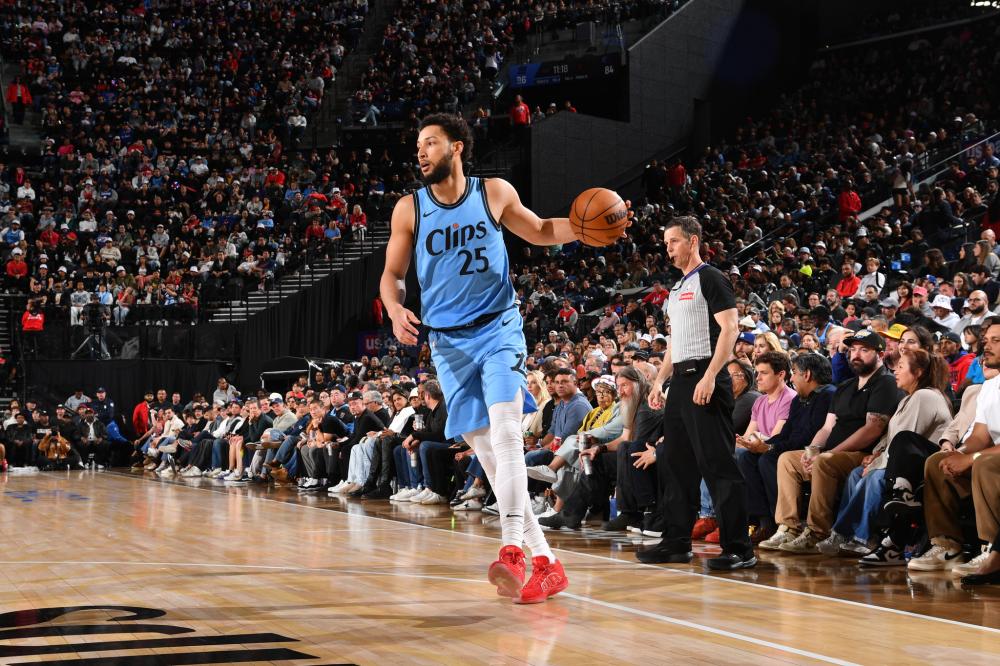 赛中全力以 赛中全力以