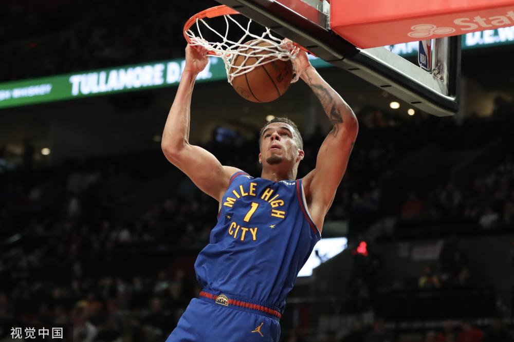 待着两队在 待着两队在