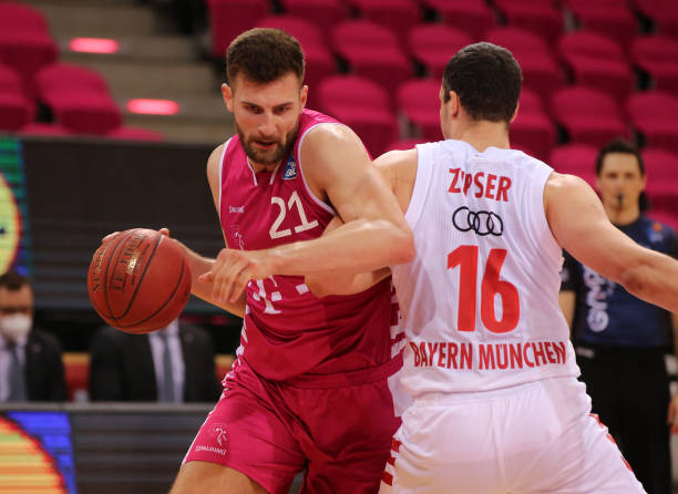 佩遭受这样 佩遭受这样